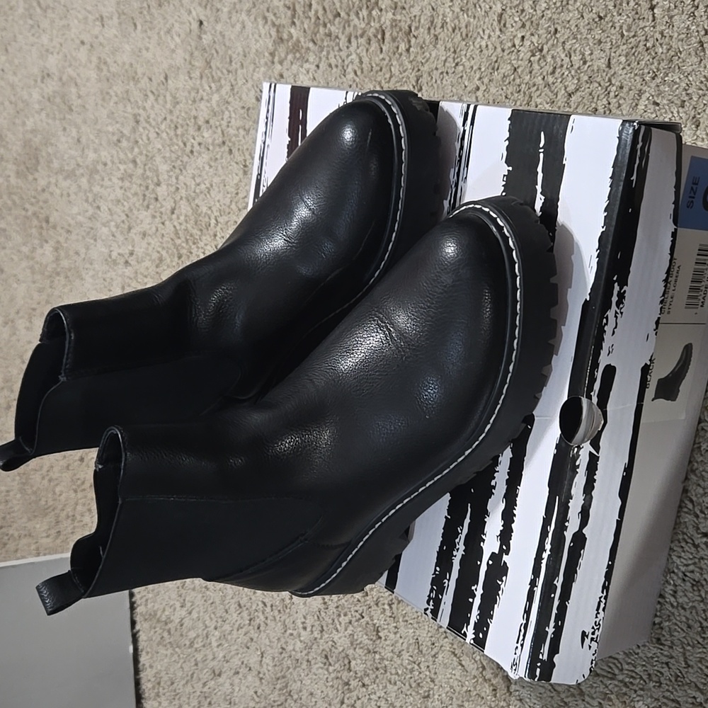 DV Dolce Vita Chelsea Boot